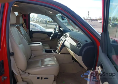 2007 Chevrolet Silverado 1500 Ltz from USA, damaged, VIN 1GCEK19J87E593010